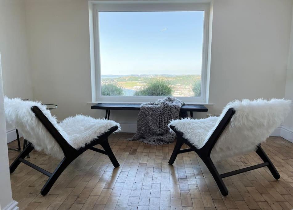 Holiday home Orme Villa, Hot Tub, Llandudno, Stunning Views , Sleeps 12 Llandudno
